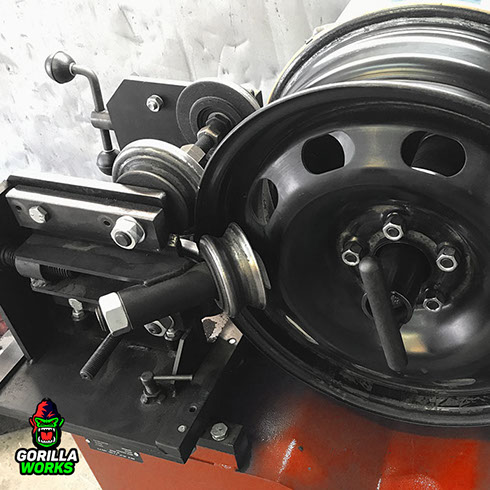 Как не испортить литые б/у диски при раскатке роликами? ТОП-10 советов при покупке б/у дисков в Минске