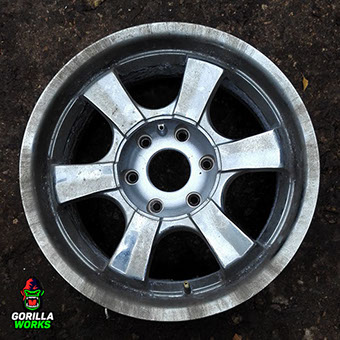 Купить автомобильные литые б/у диски в Минске в хроме для Сadillac Escalade