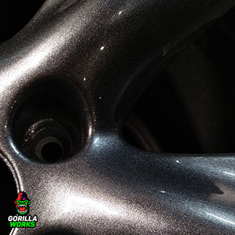 Покраска дисков в цвет графит металлик в Минске. Порошковые полимерные краски и лаки.