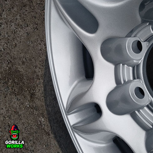 Идеальное растекание порошкового лака на литом диске Lexus GX 460 после перешкуривания кратеров коррозии