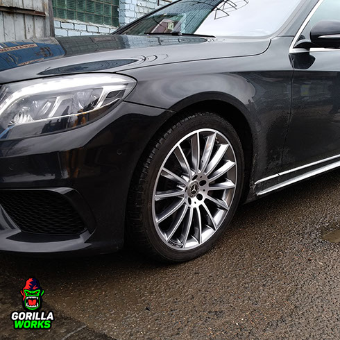 Mercedes Benz S500 W222 после покраски дисков в Алюмохром со шлифовкой лица в Gorilla Works Minsk
