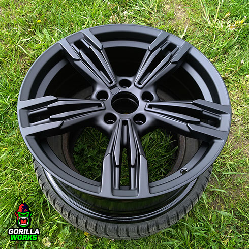 Диски для BMW 320 F30 после пескоструйной обработки и полимерной порошковой покраски в черный цвет