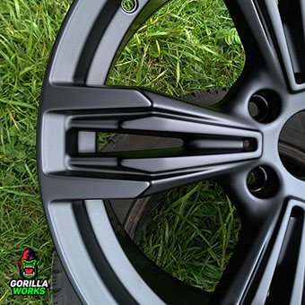 Стоимость покраски литых 18" дисков для БМВ в черный матовый цвет - от 600 руб