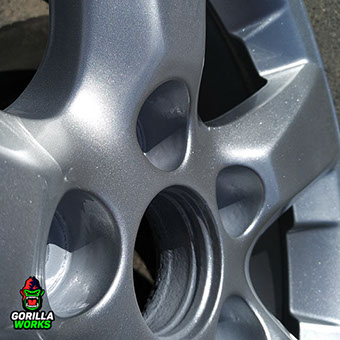 Полимерная покраска литых дисков в Бресте в яркие жидкие термоэмали