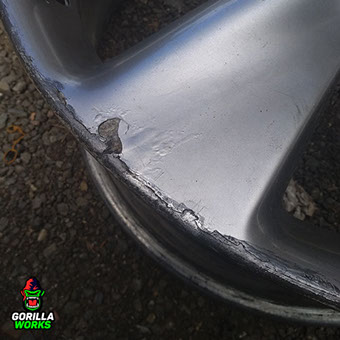 Покраска литых дисков Инфинити ФХ 35 порошковой полимерной краской.