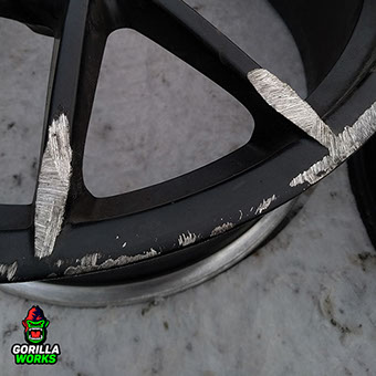 Покраска литых дисков Porsche в черный полуматовый цвет полимерными порошковыми красками в Минске